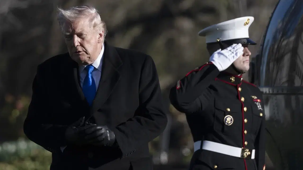 ABD'li senatörden Trump'a İran tepkisi: Açık bir savaş suçu