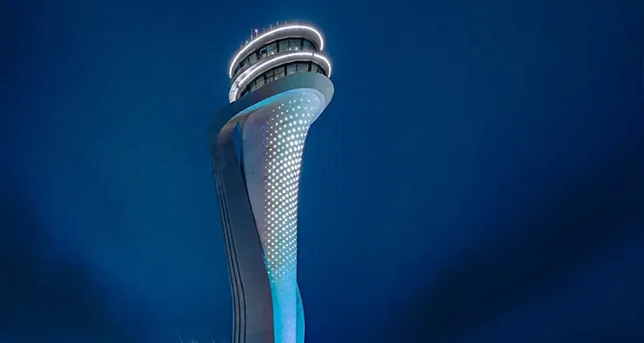 Otizm farkındalığı için Sabiha Gökçen Kulesi mavi ışıkla aydınlatıldı