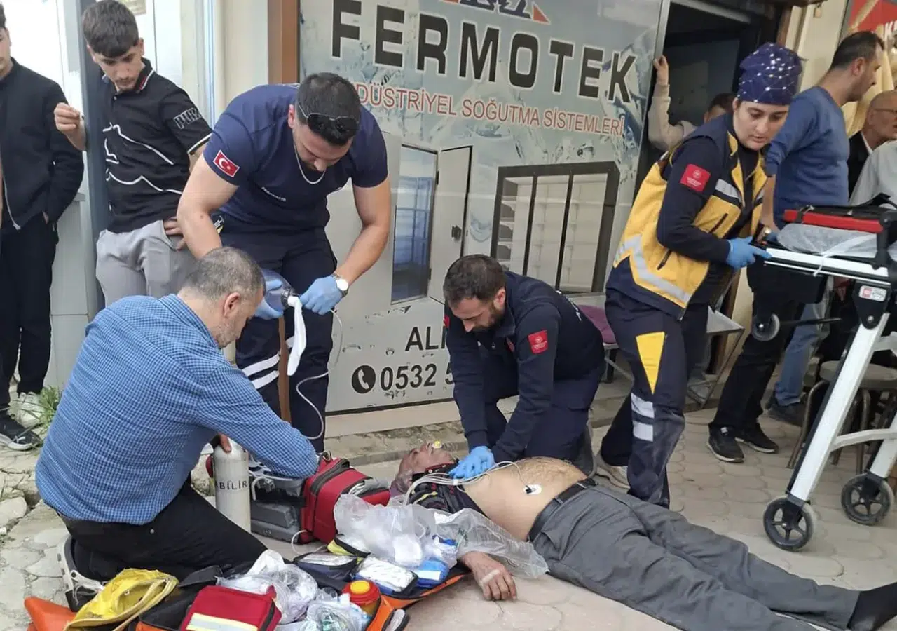Antakya'da kalp krizi şüphesi: Fenalaşan esnaf hastaneye kaldırıldı