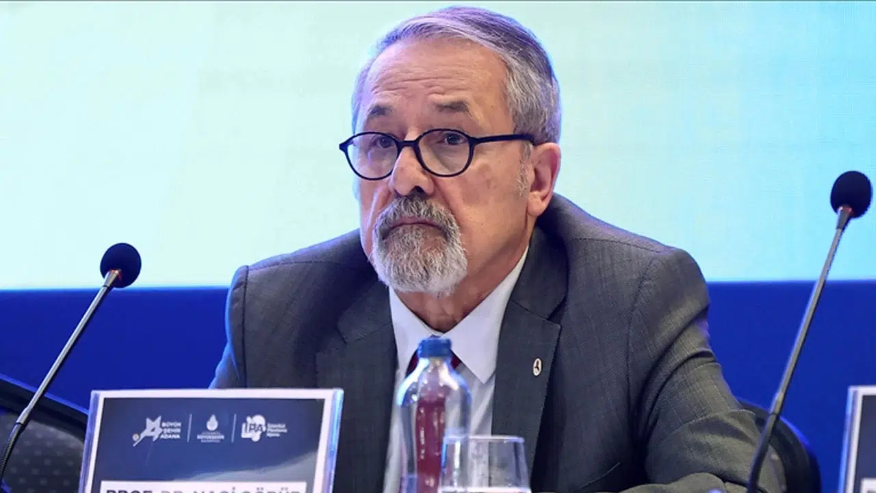 Naci Görür’den dikkat çeken açıklama: "Daha büyük deprem olabilir"