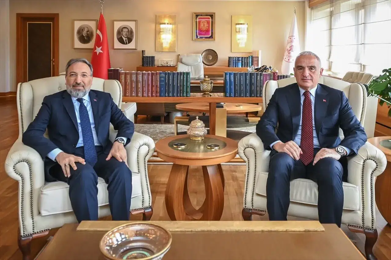Bakan Ersoy, Diyanet Başkanı Arpaguş ile bir araya geldi: Tarihi miras için iş birliği sürecek