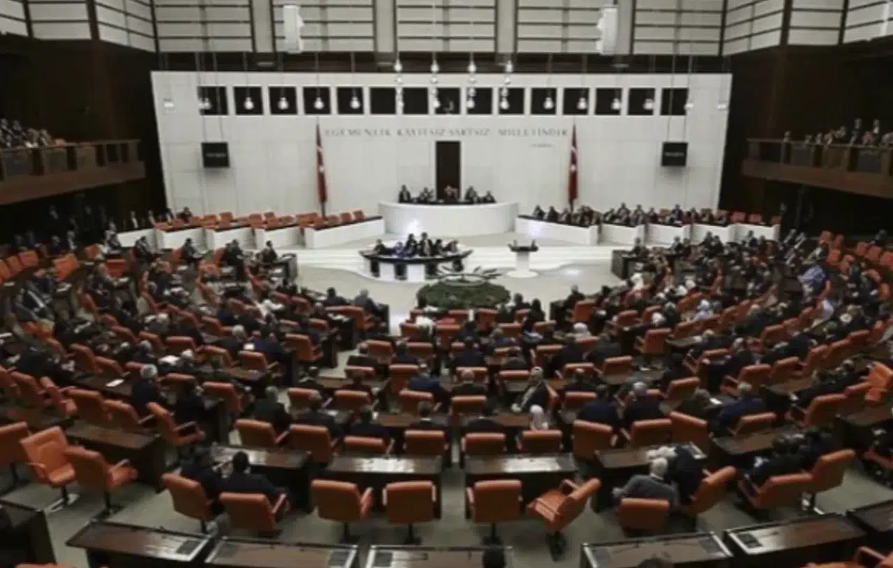 TBMM’de yeni düzenlemeler kabul edildi: Doğum izni 16 haftaya çıkıyor