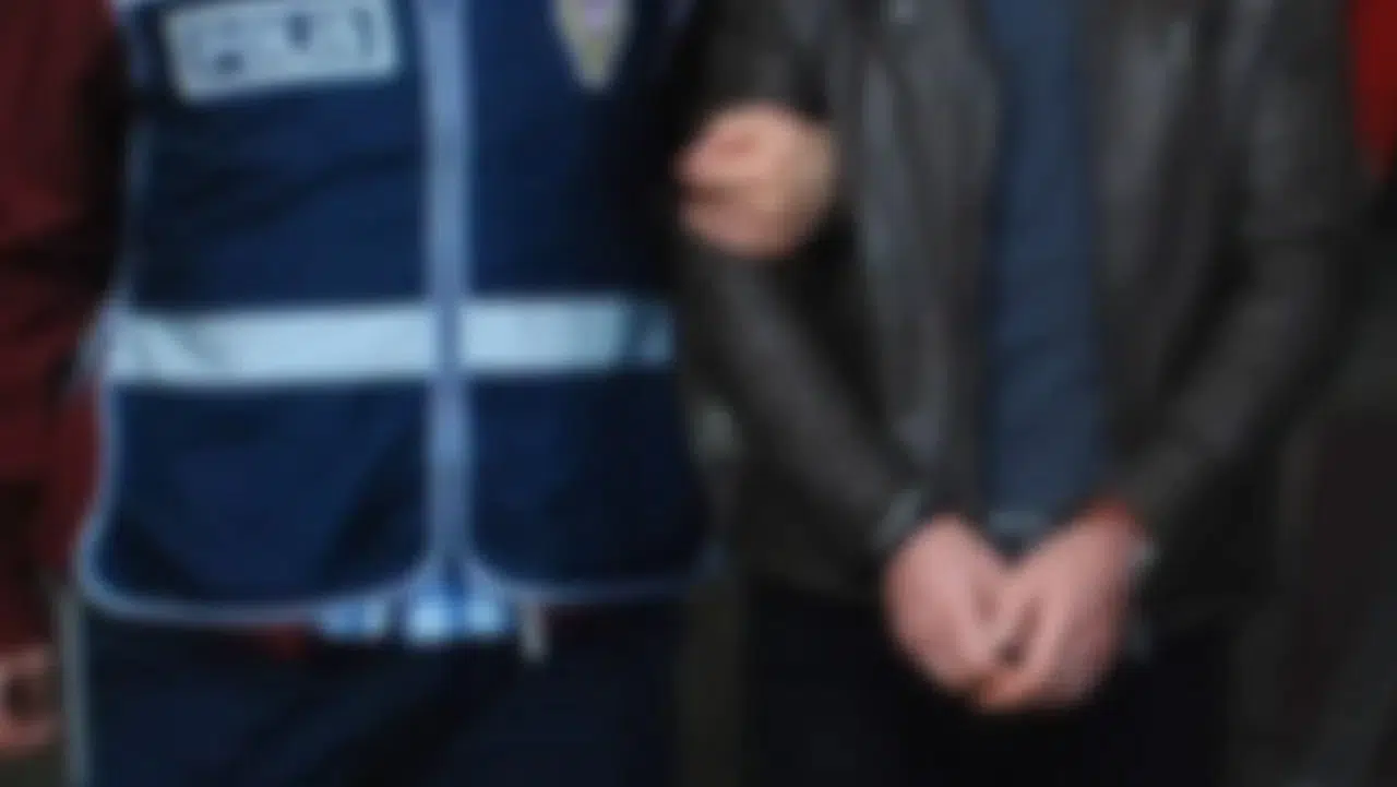 Kapora Dolandırıcılığı Yapan Çiftin Yakalanması: Evlerinde Bulunanlar Şaşırttı!