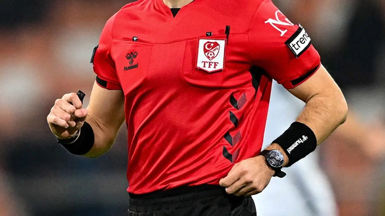 Süper Lig'de 30 hafta maçlarını yönetecek hakemler açıklandı
