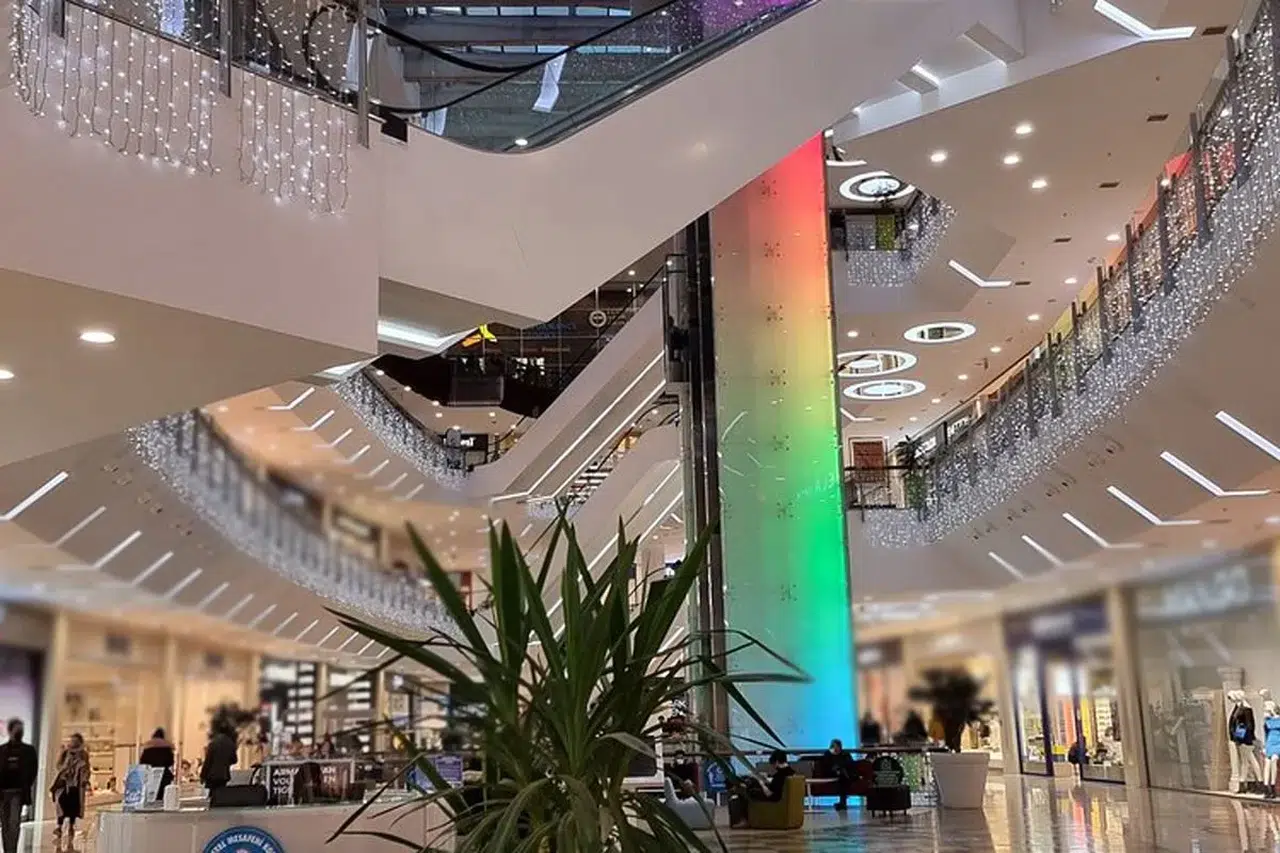 Ankara'daki ünlü AVM'ye yaş sınırı getirildi