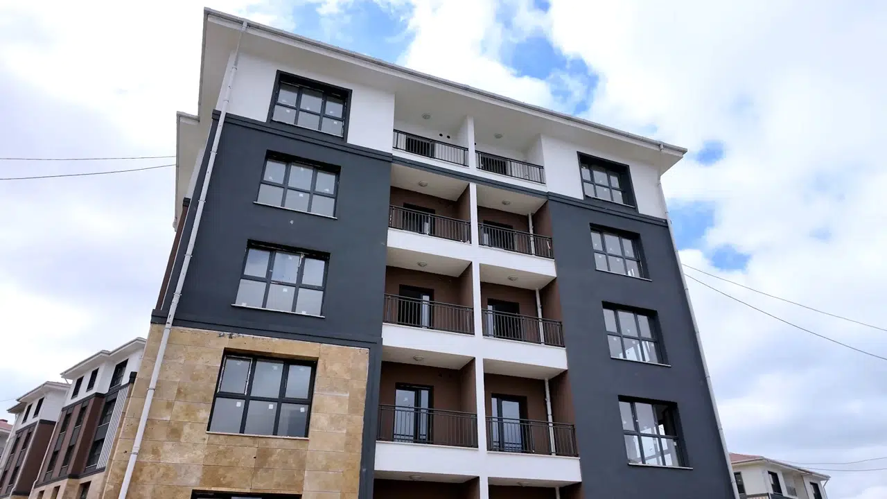 Bakan Kurum: İstanbul’da 150 bin vatandaşımız güvenli binalarda oturacak