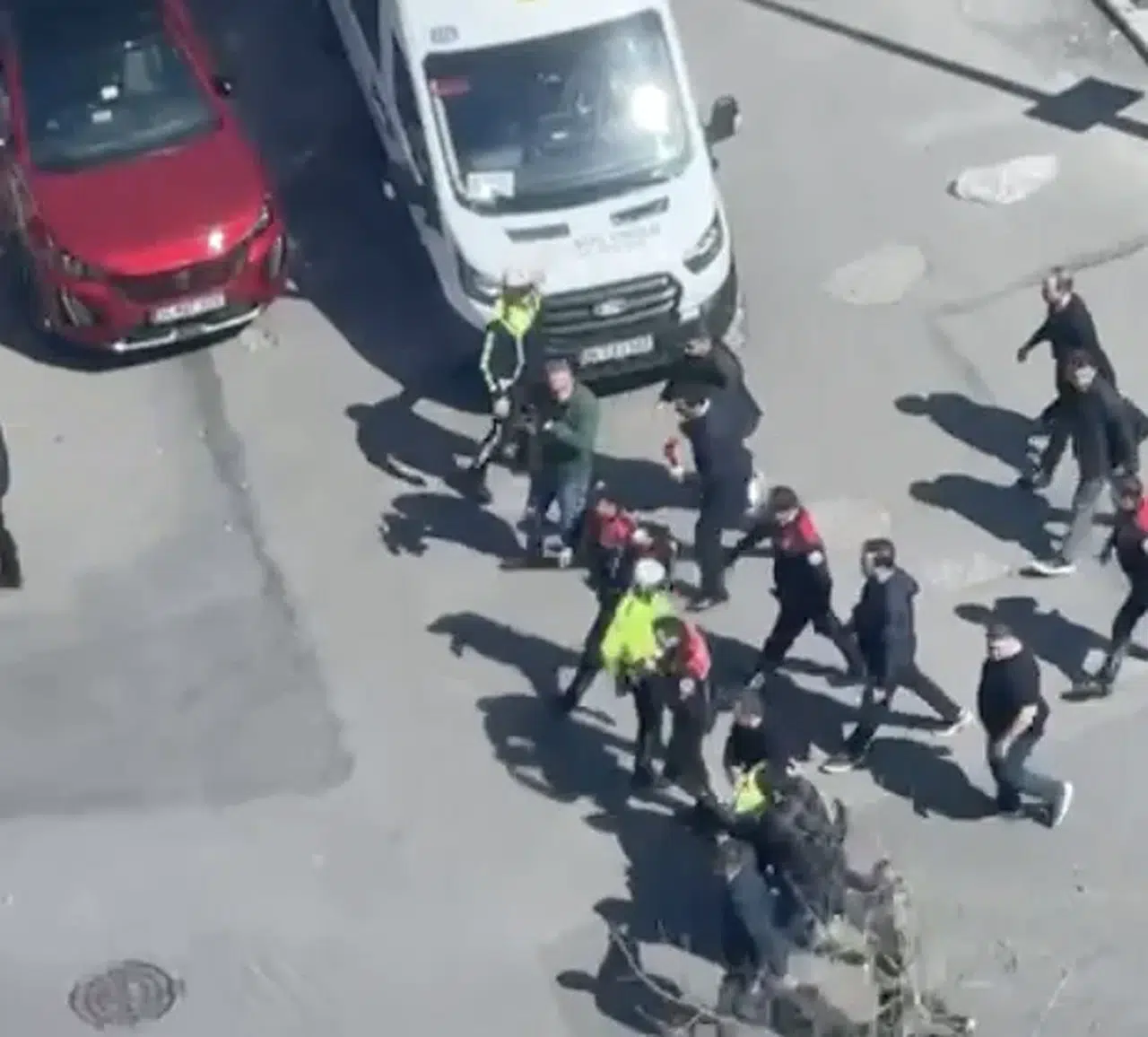 Maslak’ta bomba iddiası paniğe yol açtı