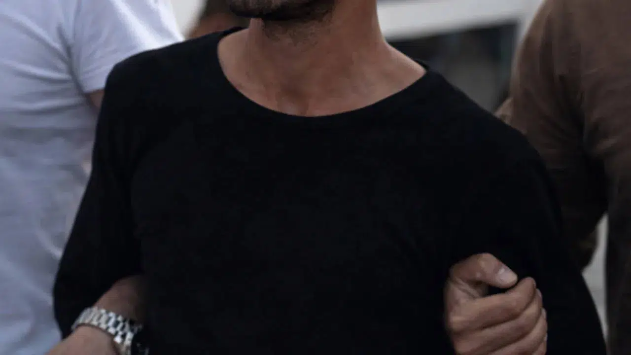 Kardeşinin katilini tahliye edildikten 1 hafta sonra öldürdü