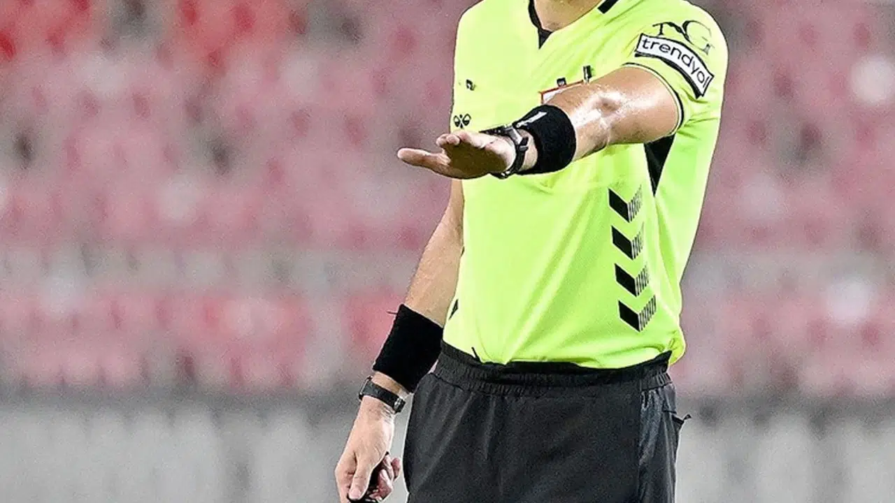 TFF açıkladı: Fenerbahçe - Beşiktaş maçının hakemi belli oldu