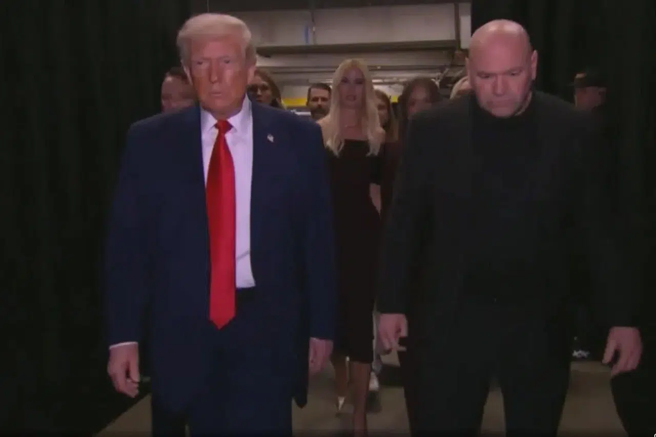 Barış masası çökerken Trump bakın nerede görüntülendi