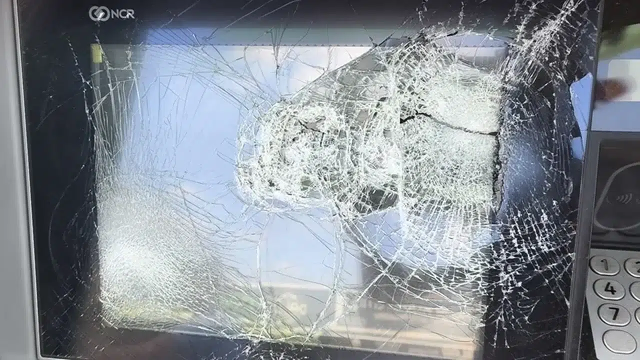 Adana’da 4 ATM’ye zarar veren şüpheli tutuklandı