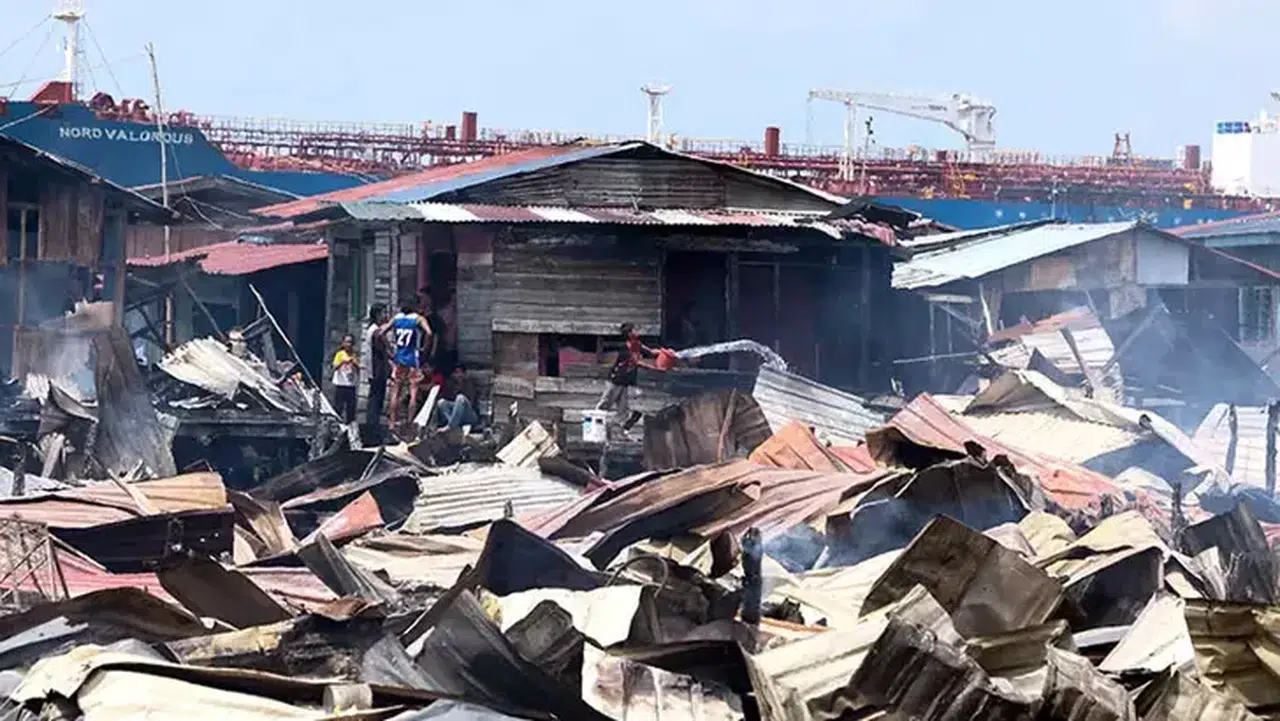 Malezya’da yangın felaketi: Bin ev kül oldu