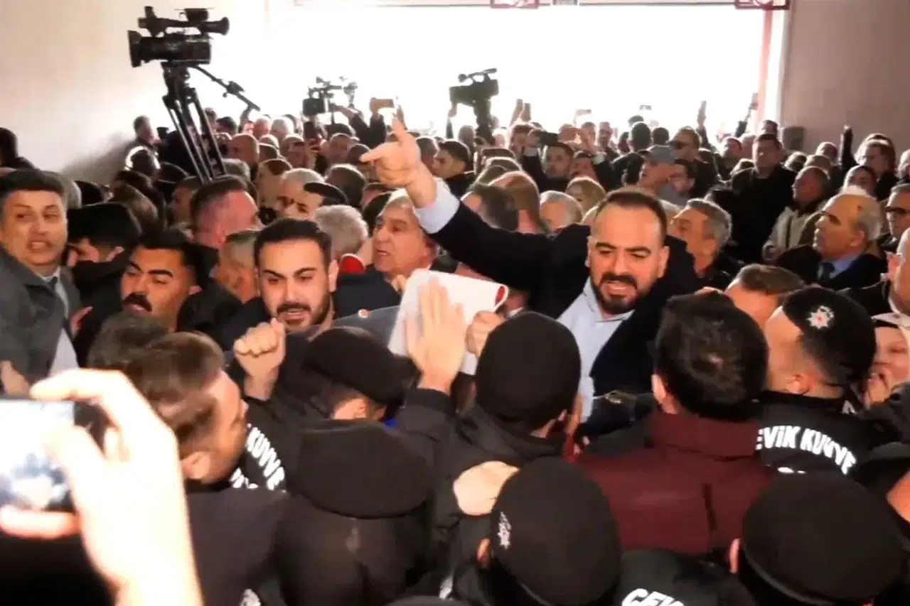 Bursa Büyükşehir’de başkanvekili seçimi bugün yapılacak meclis çoğunluğu sonucu belirleyecek