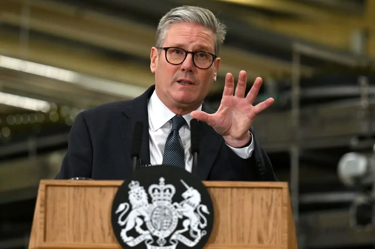 İngiltere Başbakanı Starmer iki ismi işaret ederek isyan etti: Bu ikisinden bıktım