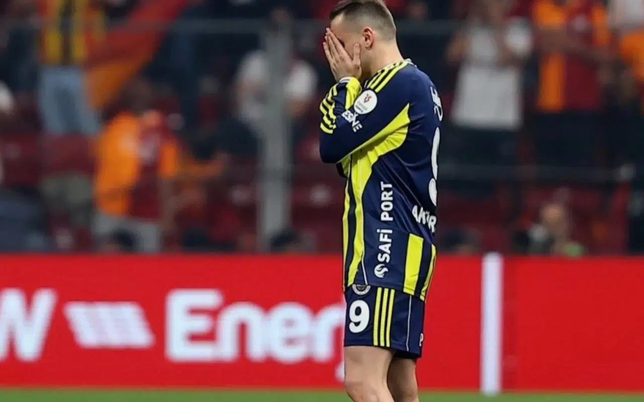 Kerem Aktürkoğlu’nun derbideki hareketleri gündem oldu