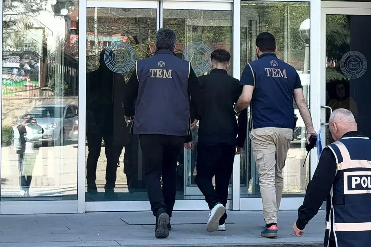 Tokat'ta "Okulu tarayacağım" diyen çocuk gözaltına alındı