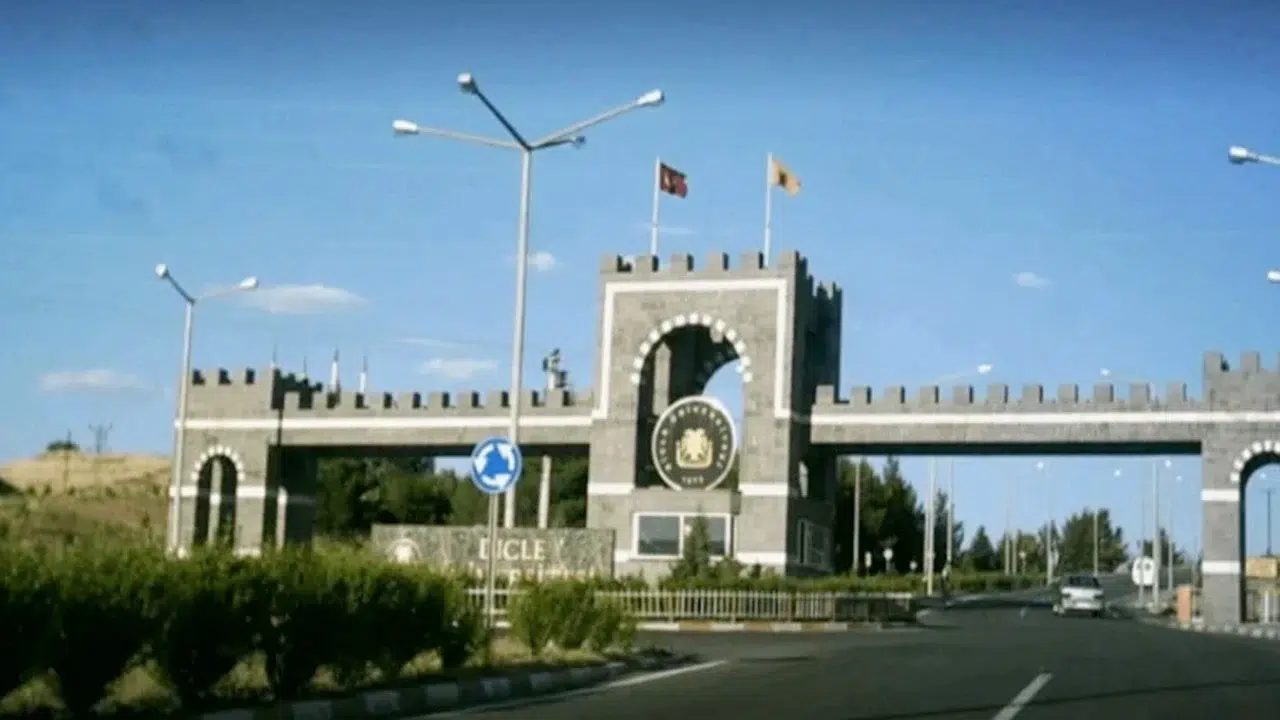 Dicle Üniversitesi kampüsünde petrol bulundu 6 kuyu açılacak