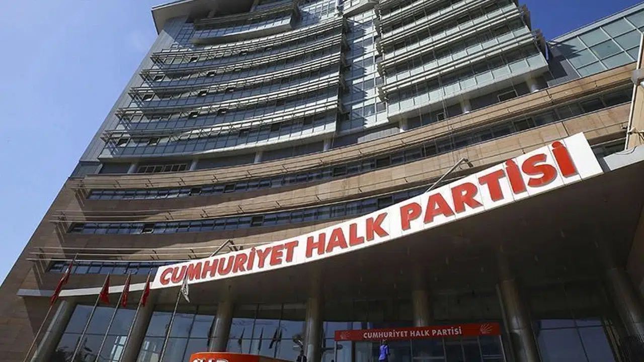 Kadir Kumbul istifa etti iddiası gündemde, gözler AK Parti’ye geçişte