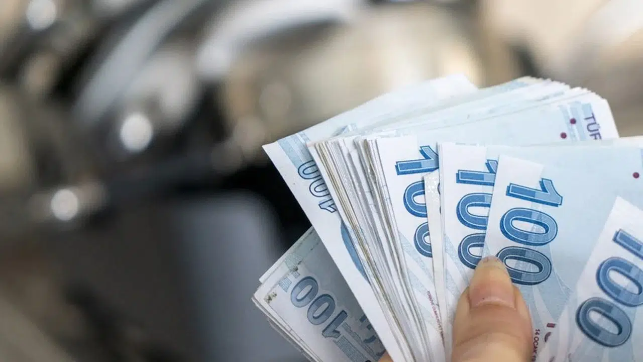 Zam iddiası gündemde: Asgari ücrete ve emekli maaşına yeni düzenleme mi geliyor?