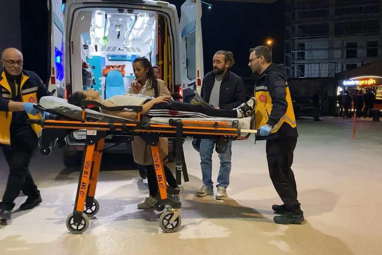 Erkek meselesi faciaya dönüştü: 2 kadın yaralandı