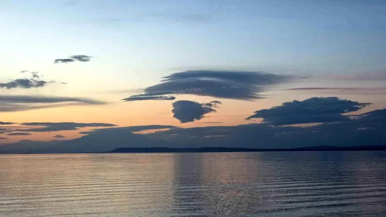 Van’da görsel şölen: İnsan silüetli bulut görüntülendi