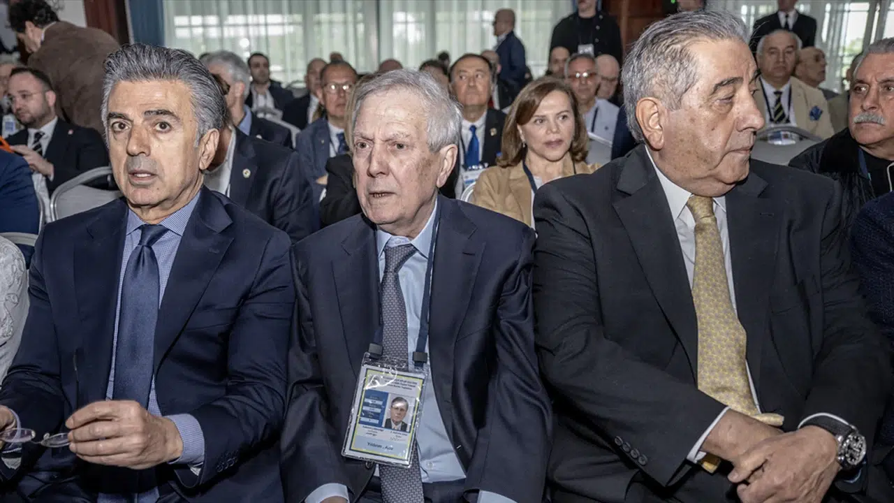 Aziz Yıldırım'dan dikkat çeken 'adaylık' açıklaması