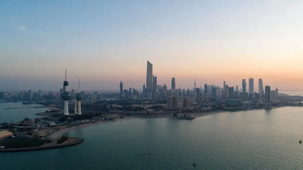 Körfez ülkelerinde alarm: Kuveyt'te sokağa çıkmayın çağrısı yapıldı