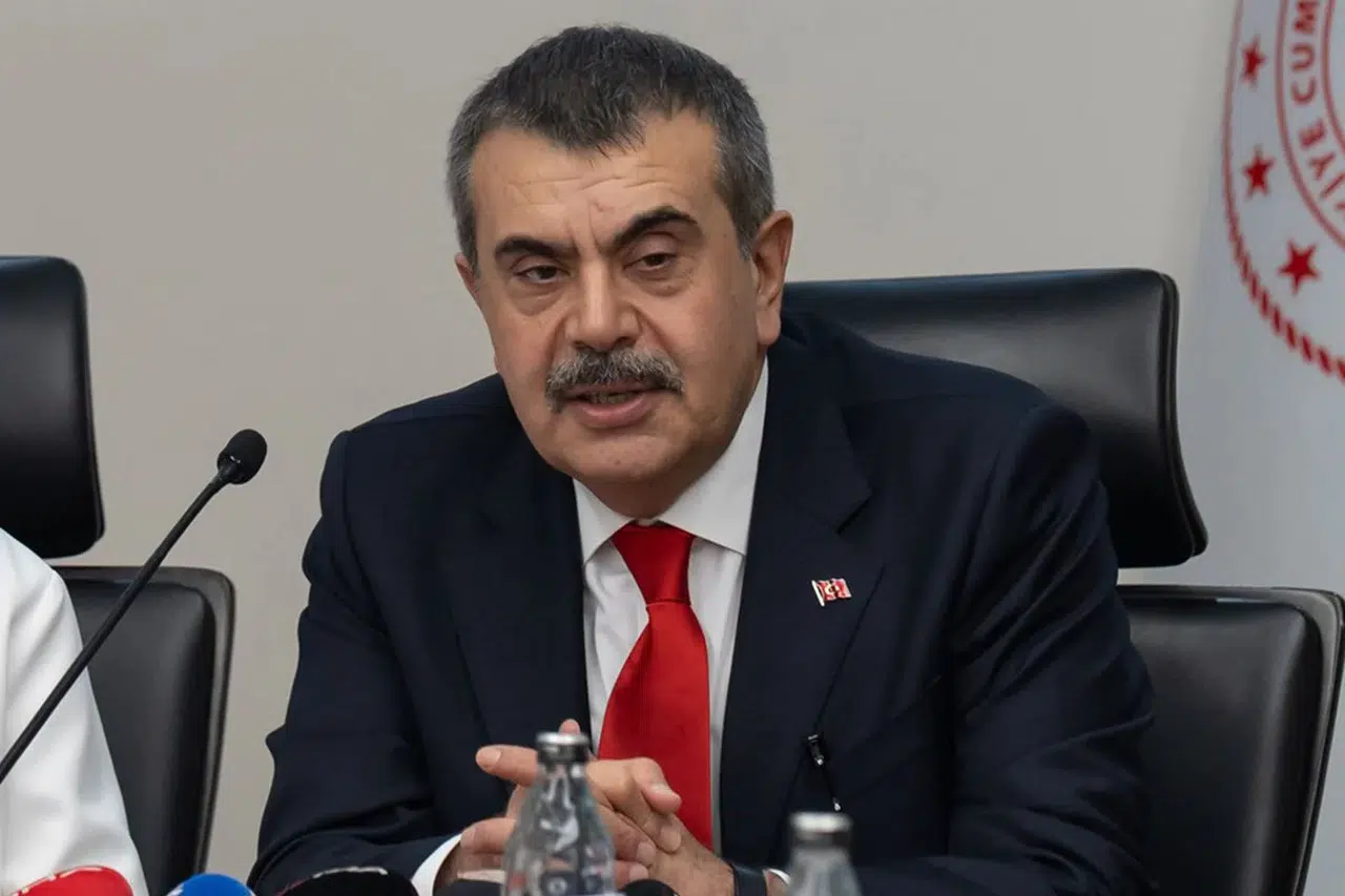 Okullarda yeni dönem: Bakan Tekin tedbirleri açıkladı