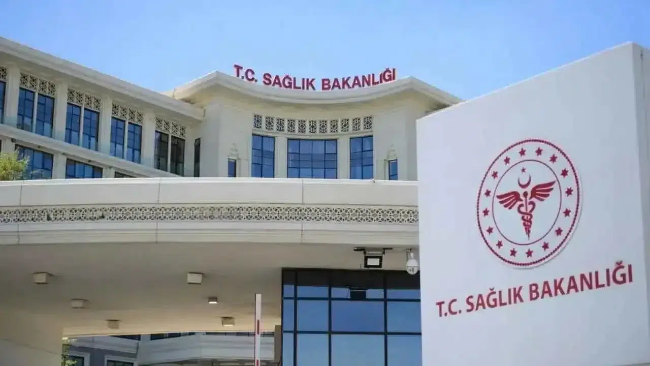 Sağlık Bakanlığı'ndan 'hastanelerin satıldığı' iddialarına açıklama