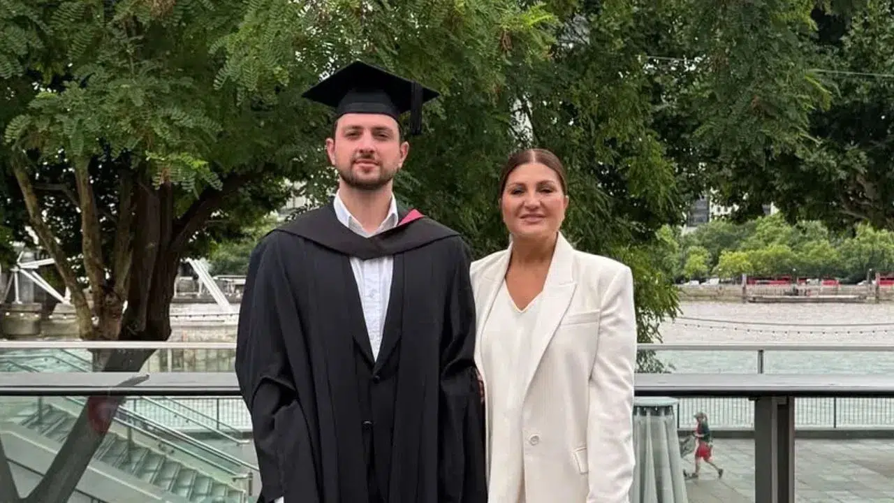 Sibel Can'ın oğlu Emir Aksüt kimdir, kaç yaşında ve mesleği ne?