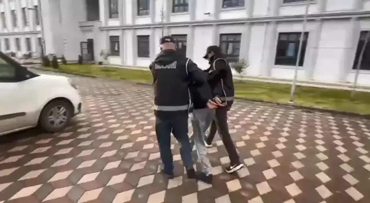 Kocaeli’de oto galeriye bombalı saldırı: 5 şüpheli tutuklandı