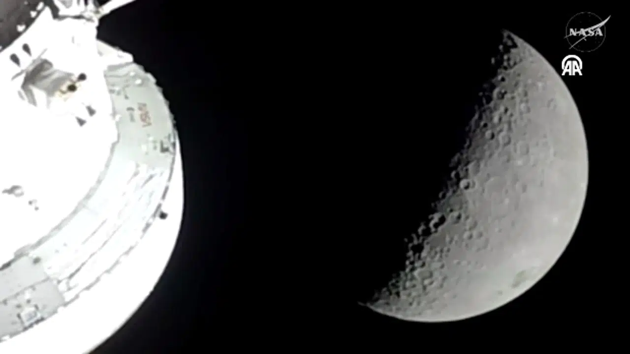 Ay’a insanlı yolculukta en uzak mesafe rekoru kırıldı