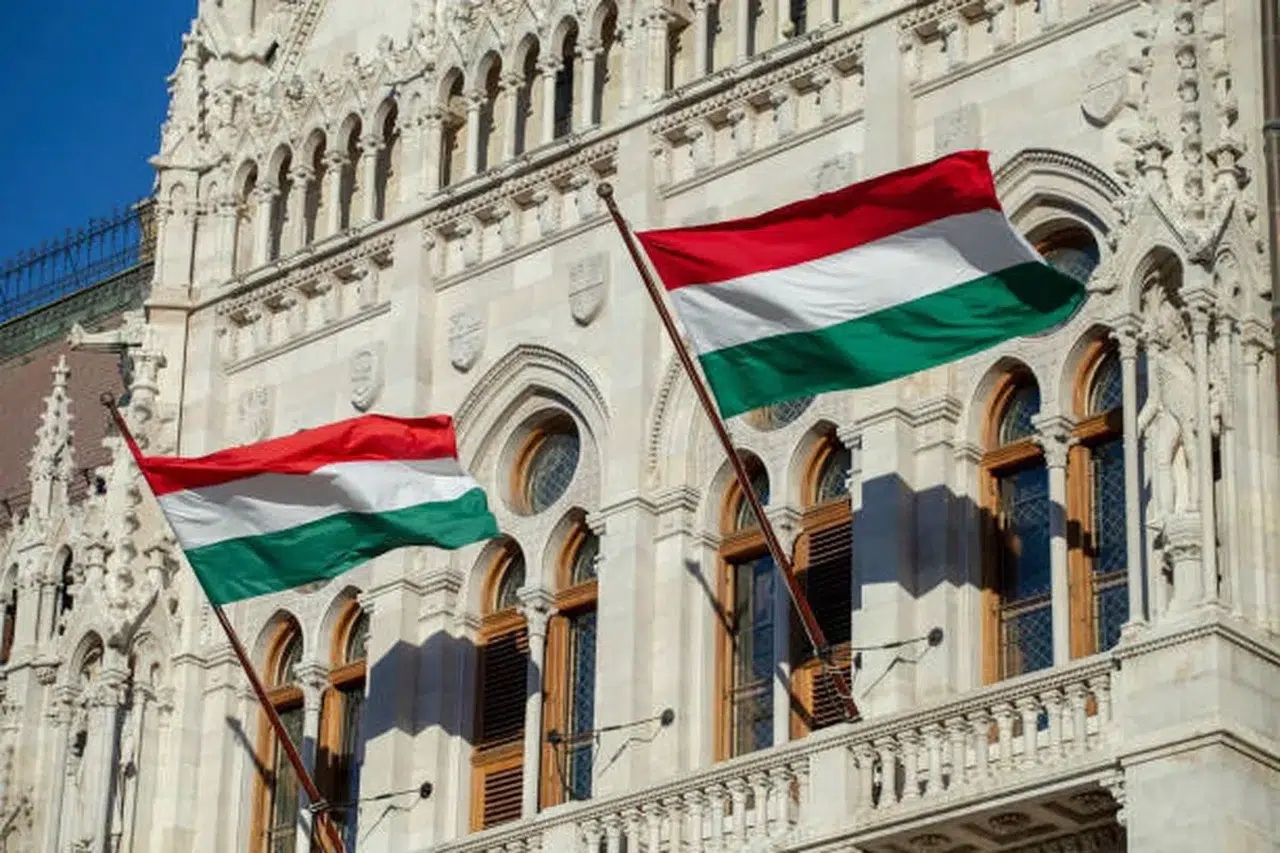 Macaristan, UCM’den ayrılma kararını geri çekiyor