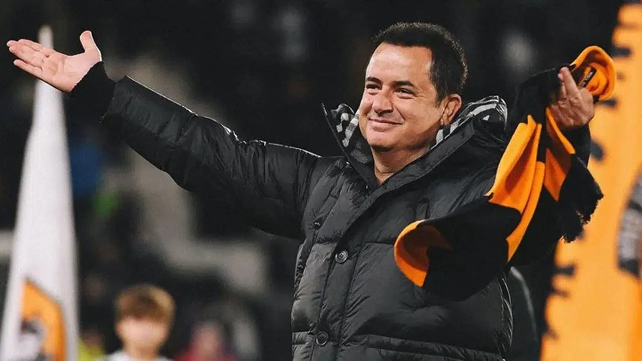 Acun Ilıcalı’nın Hull City’si Premier Lig yolunda finale yükseldi