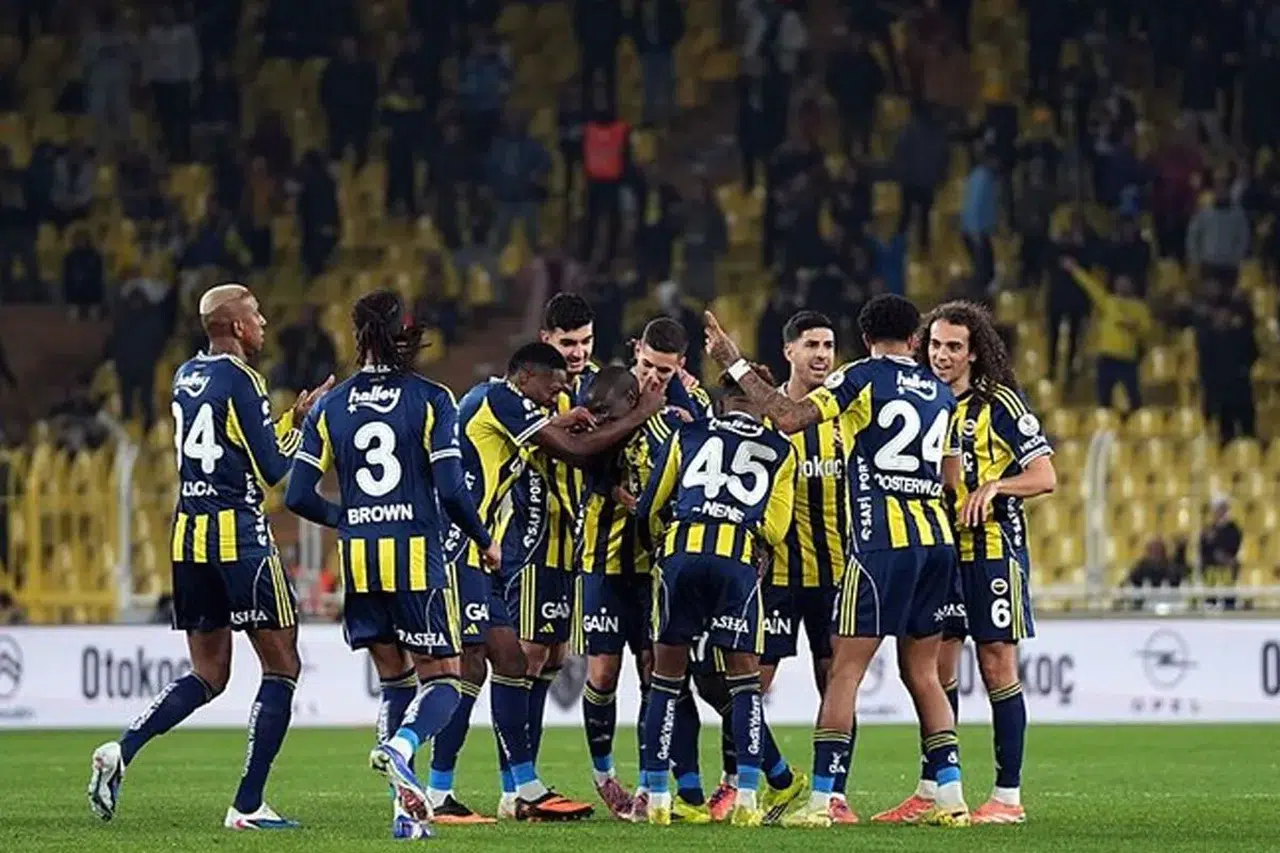 Premier Lig ekibinden Fenerbahçe’nin yıldızına transfer kancası