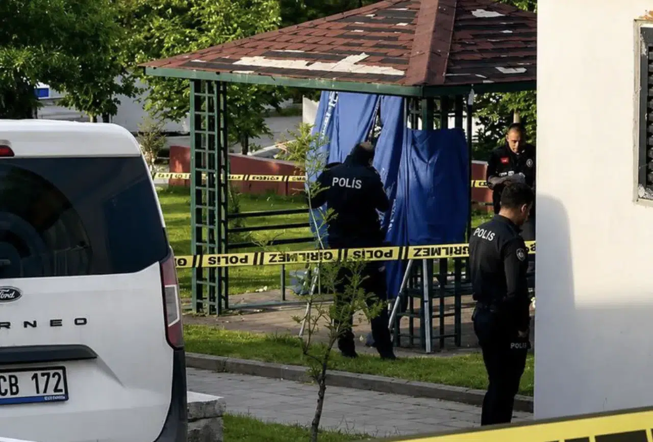 Çocuk parkında kahreden olay: 18 yaşındaki genç kız parkta ölü bulundu