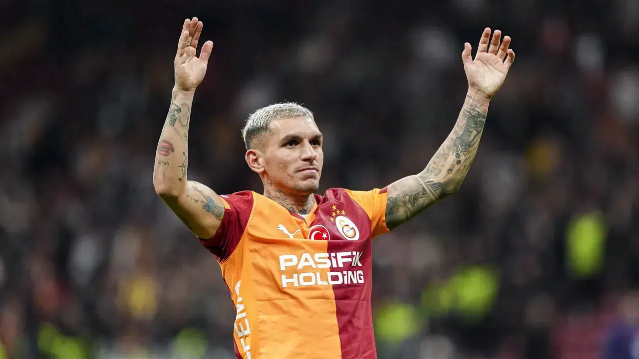 Galatasaray'ın yıldızına yumruklu saldırı! Saldırgan gözaltına alındı