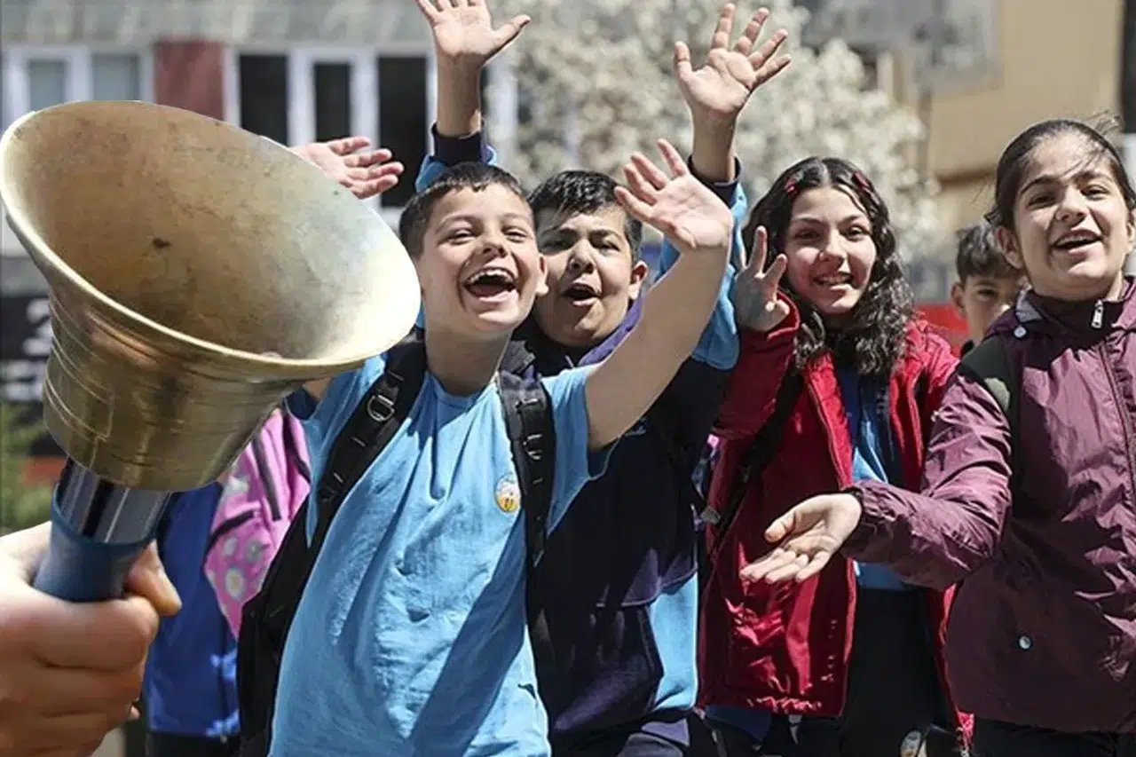 Bakan Tekin’den ara tatil mesajı: Kaldırılmayacak sadece takvimde düzenleme yapılabilir