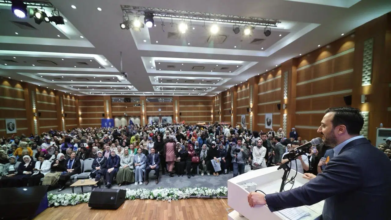 Cumhurbaşkanı Erdoğan’dan AK Parti Kadın Kolları’na telefonlu mesaj