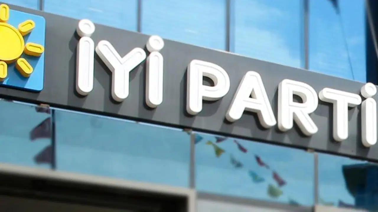 Ersin Beyaz İYİ Parti’den istifa ettiğini açıkladı: "Beklenen etkiyi oluşturamadı"