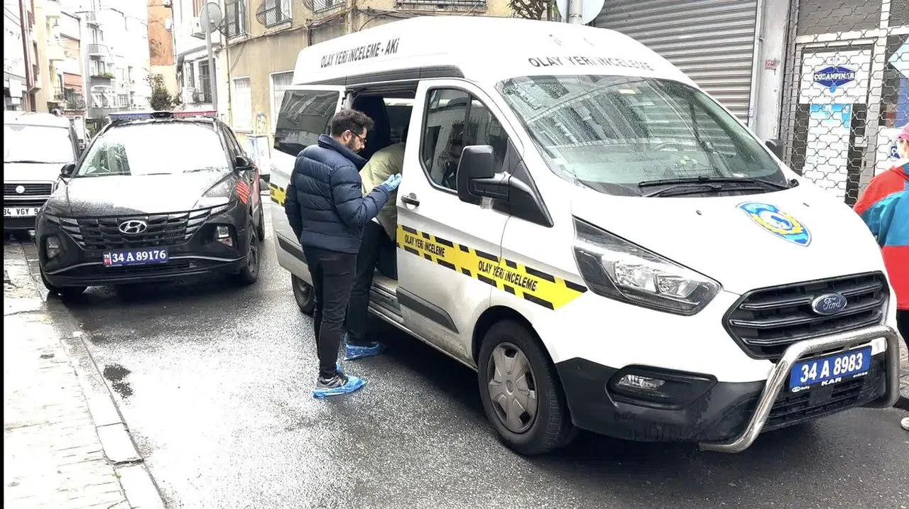 Şişli’de eski sevgili vahşeti: 7 yerinden bıçakladı