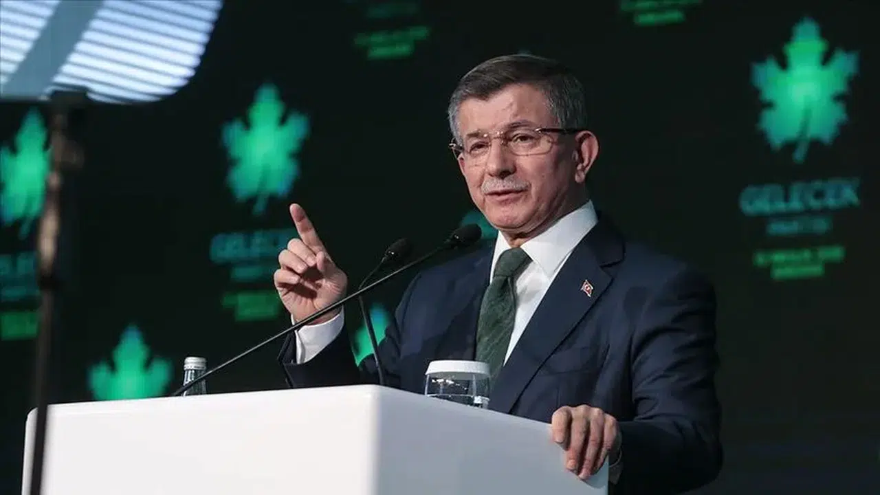 Davutoğlu: Alınan mutlak butlan kararının siyaseti dizayn etme çabası olduğu açıktır