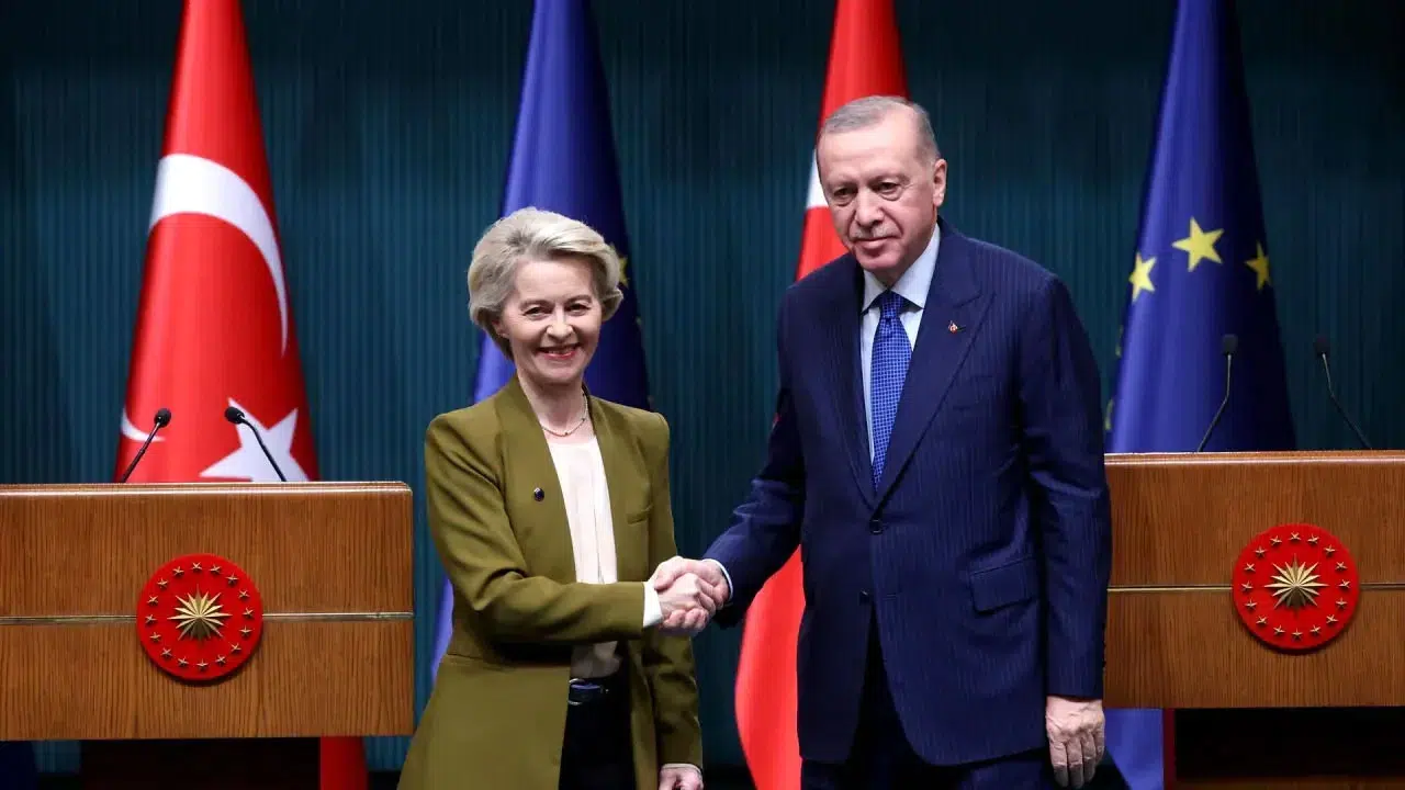 Cumhurbaşkanı Erdoğan, Ursula von der Leyen ile telefonda görüştü