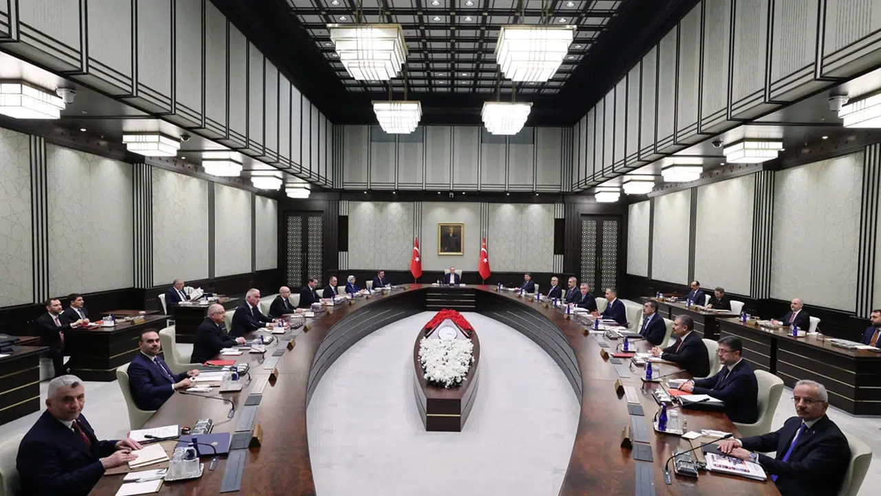Cumhurbaşkanlığı Kabinesi üyeleri 1 Mayıs Emek ve Dayanışma Günü’nü kutladı