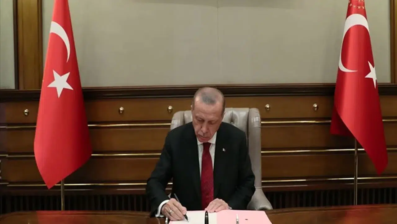 İstanbul Bilgi Üniversitesi’nin yeniden açılma kararı Resmi Gazete’de yayımlandı