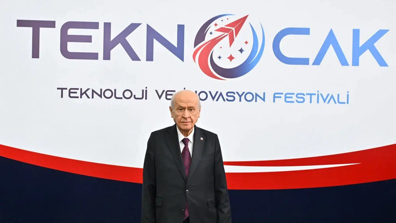 MHP lideri Bahçeli TEKNOCAK Festivali’nde gençlerle buluştu