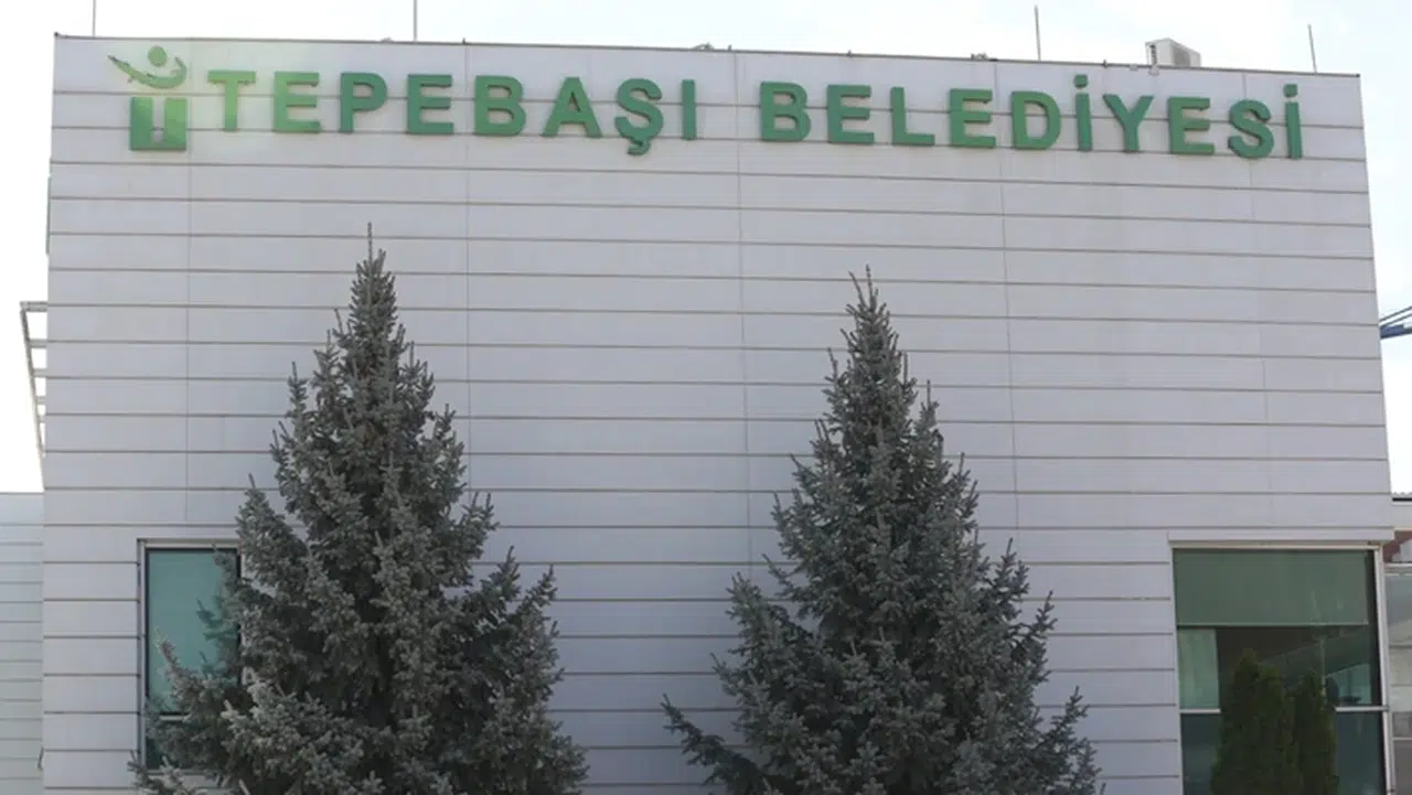 CHP’li Tepebaşı Belediyesi’ne operasyon: Başkan yardımcısı ve özel kalem müdürü de gözaltında