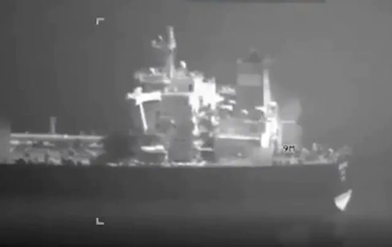 ABD’den İran tankerine saldırı: O anlar kameraya yansıdı