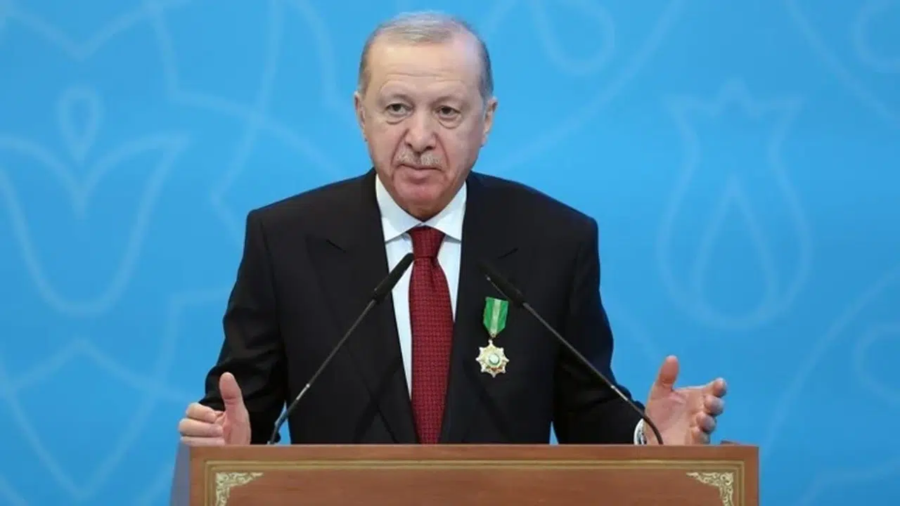 Cumhurbaşkanı Erdoğan: "Türkiye-Kazakistan ticaret hacmi 15 milyar dolara çıkacak"