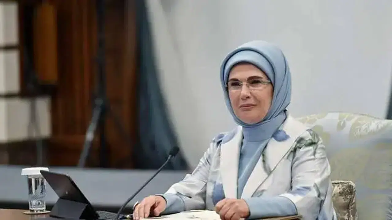 Emine Erdoğan’dan Türk Gıda Kodeksi paylaşımı: “Artık denetim cebinizde”